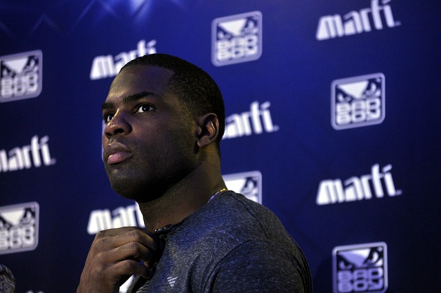 曼聯有意引進卡馬文加 雷恩要價3000萬歐.